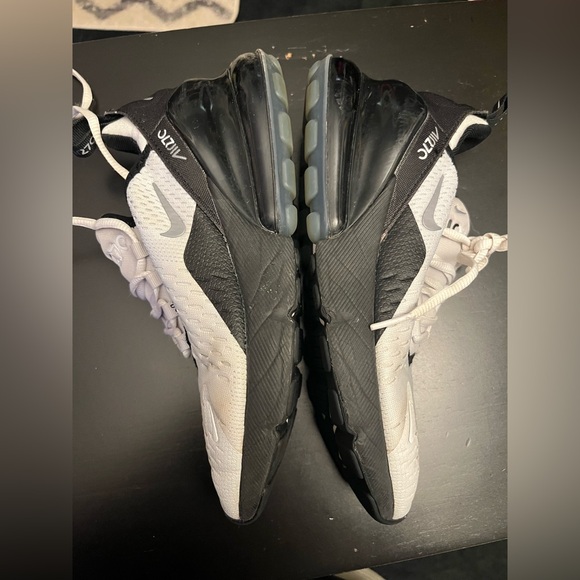 Nike Air Max 270 BIG, bold wraparound Big Kids' Athletic Sporty Shoes US 4.5Y - Picture 4 of 7